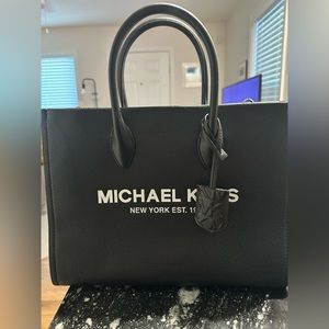 Micheal Kors medium Mirella tote